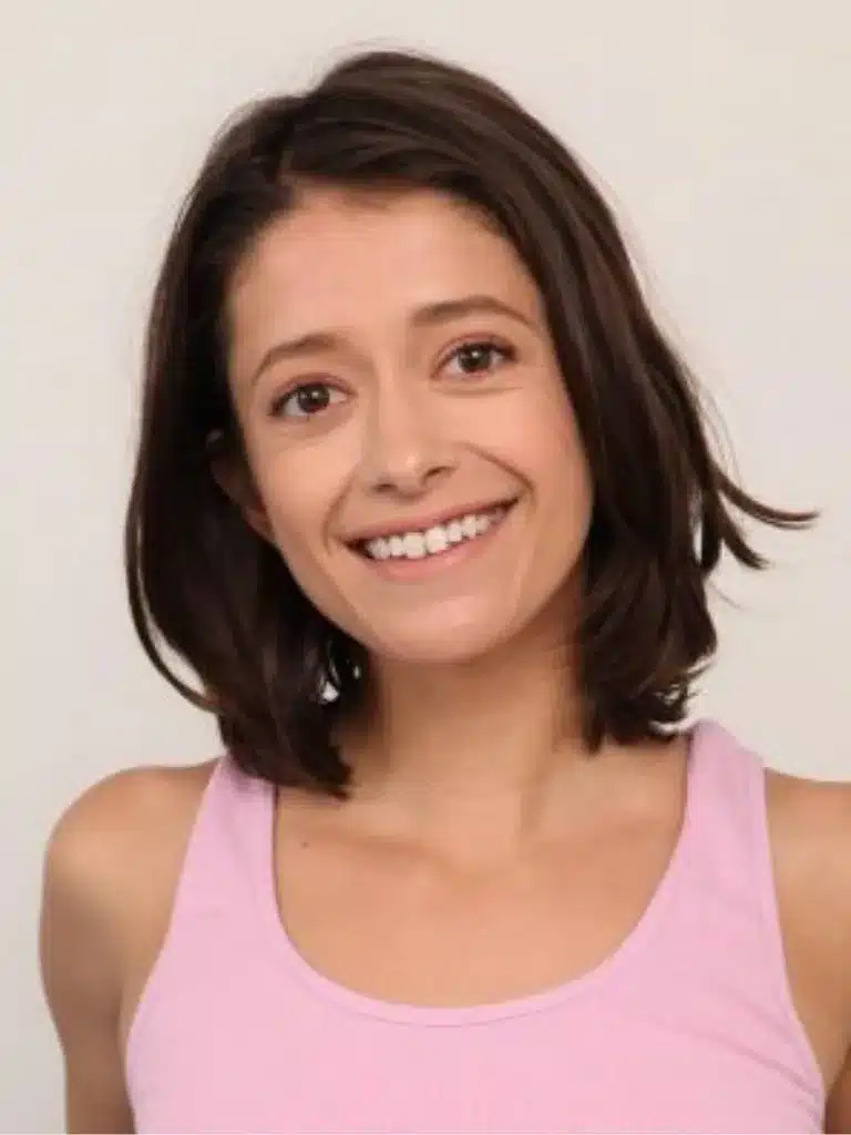 Izzy Bell Wiki