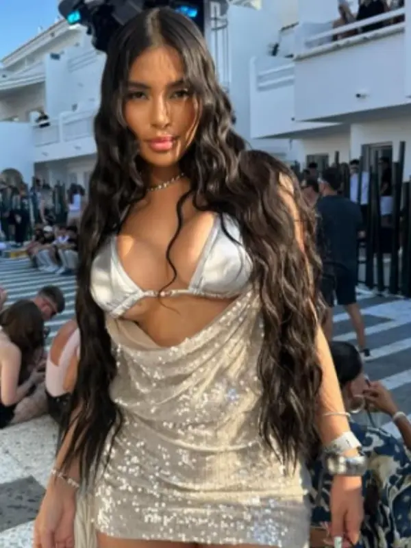Estter Muniz Wiki, Biography, Height, Career & Net Worth Wikiindetail