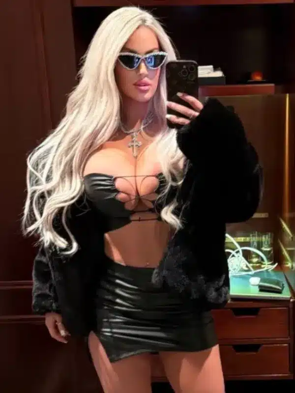 Laci Kay Somers (Model) Biography, Wiki, Age, Career, Height, Weight, Boyfriend, Net Worth & More