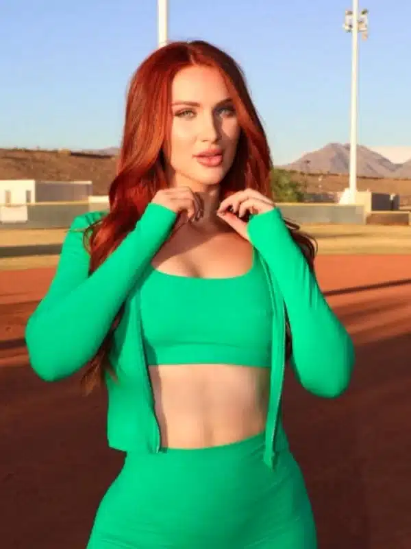 Stefani Somers (Model) Biography, Wiki, Age, Career, Height, Weight, Boyfriend, Net Worth & More