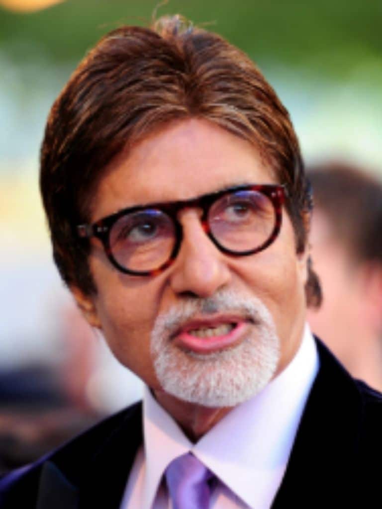 Amitabh Bachchan Biography: Wiki, Age, Career, Height, Weight, Net Worth & More