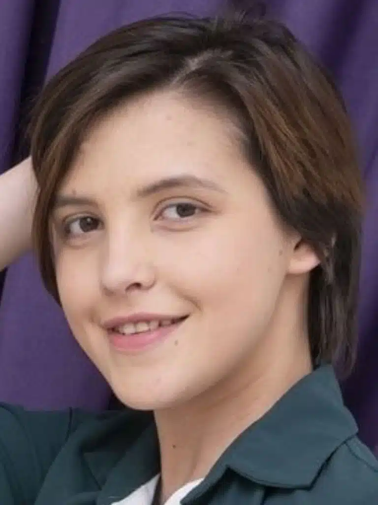 Alex Swon Biography: Wiki, Age, Career, Height, Weight, Boyfriend, Net Worth & More