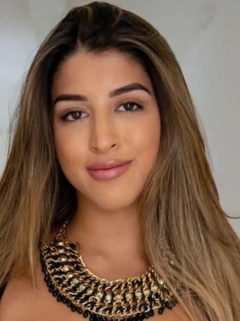 Alexa Campbell Biography: Wiki, Age, Career, Height, Weight, Boyfriend, Net Worth & More