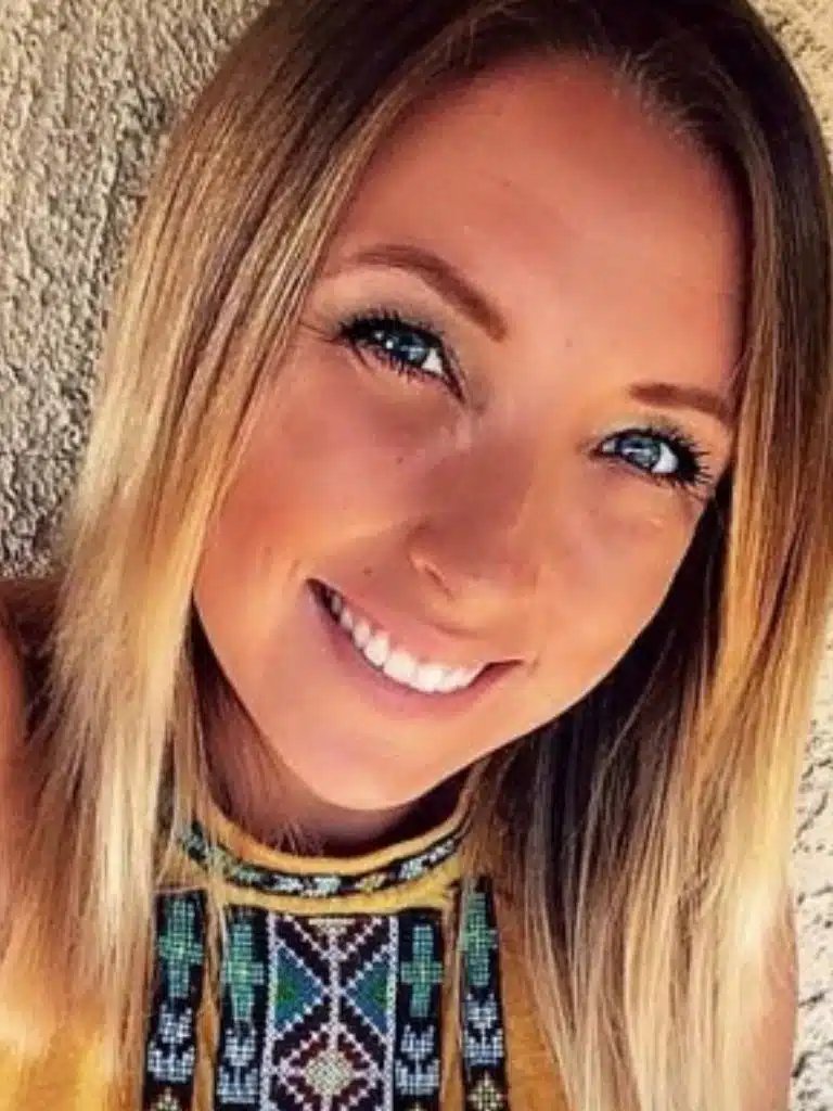 Alexana Biography: Wiki, Age, Career, Height, Weight, Boyfriend, Net Worth & More