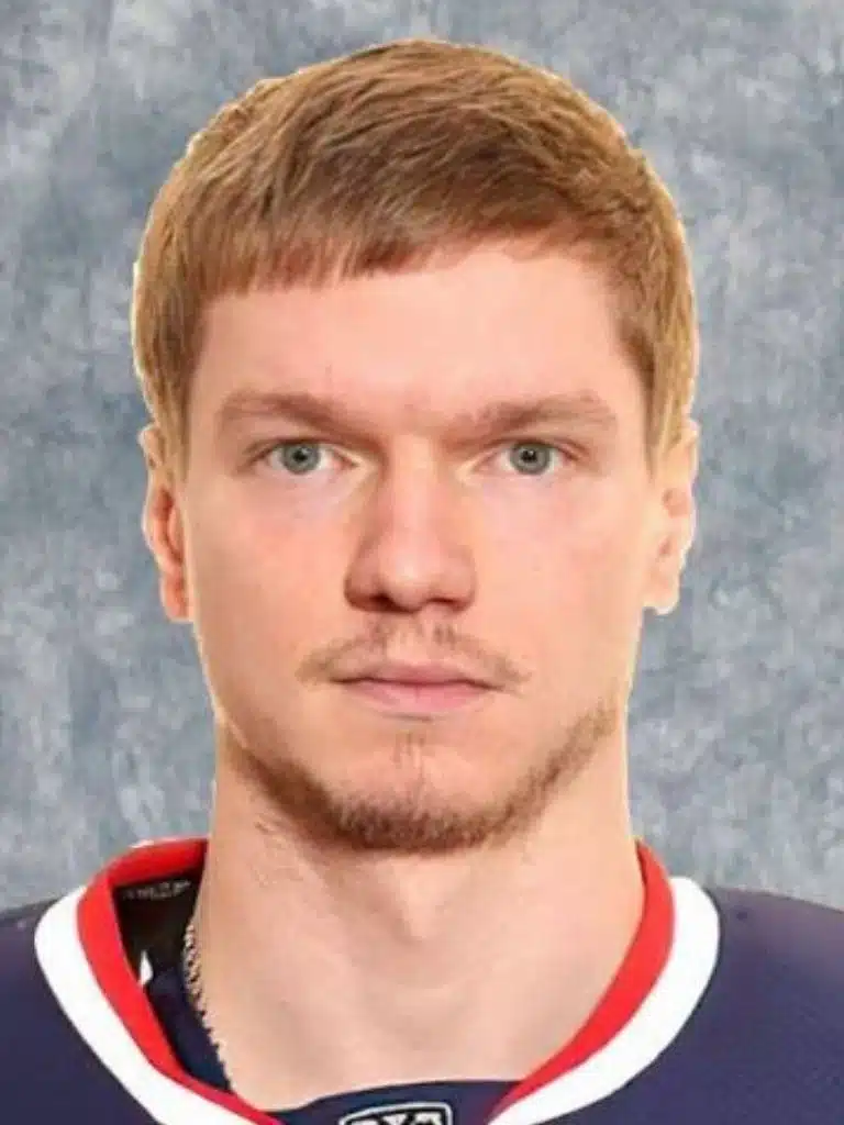 Alexander Sharychenkov Biography: Wiki, Age, Career, Height, Weight, Boyfriend, Net Worth & More
