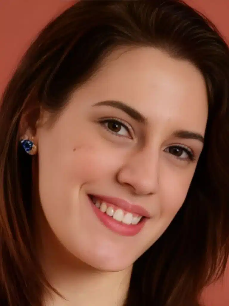 Alice Hodges Biography: Wiki, Age, Career, Height, Weight, Boyfriend, Net Worth & More