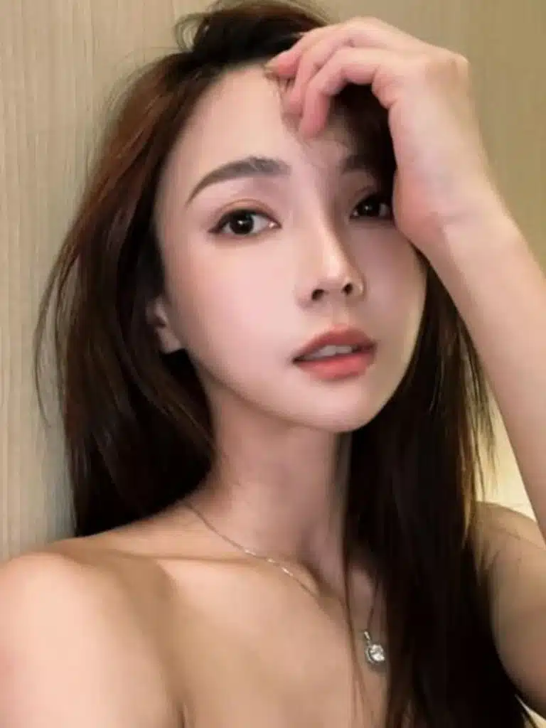Alina Lin Biography: Wiki, Age, Career, Height, Weight, Boyfriend, Net Worth & More