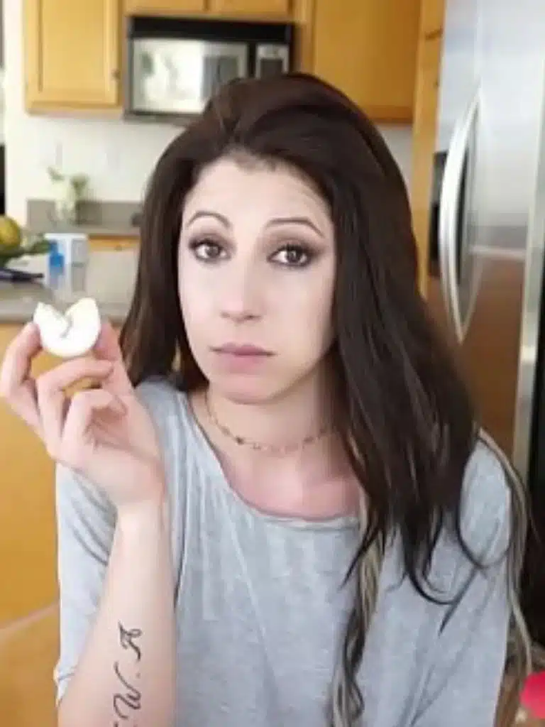 Alison De Vore Biography: Wiki, Age, Career, Height, Weight, Boyfriend, Net Worth & More