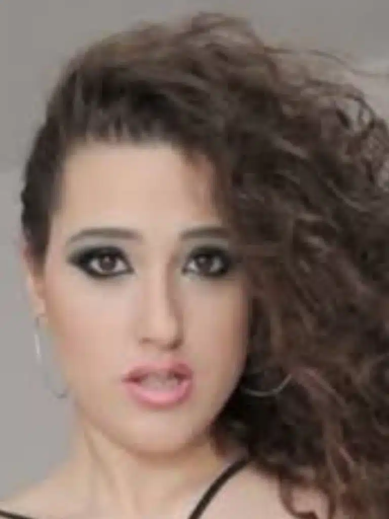 Alma Del Rey Biography: Wiki, Age, Career, Height, Weight, Boyfriend, Net Worth & More