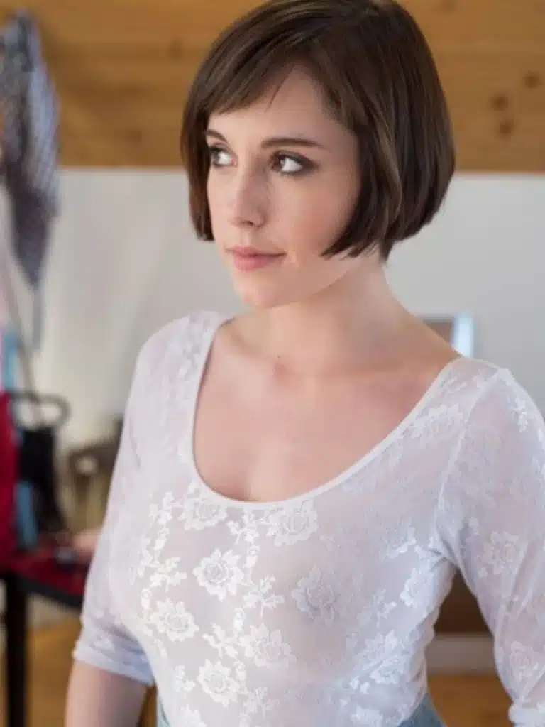 Ana Bell Evans Biography: Wiki, Age, Career, Height, Weight, Boyfriend, Net Worth & More