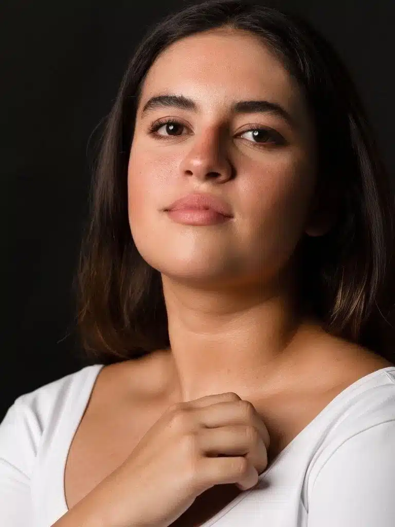 Ana Luz Biography: Wiki, Age, Career, Height, Weight, Husband, Net Worth & More