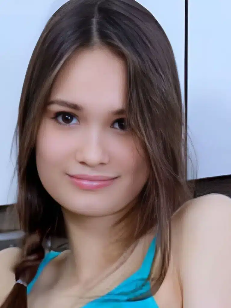 Anastasia Bella Biography: Wiki, Age, Career, Height, Weight, Boyfriend, Net Worth & More