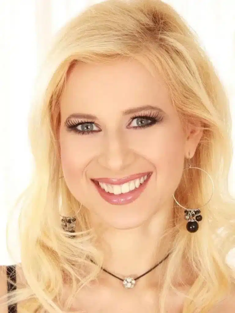 Anastasia Devine Biography: Wiki, Age, Career, Height, Weight, Husband, Net Worth & More