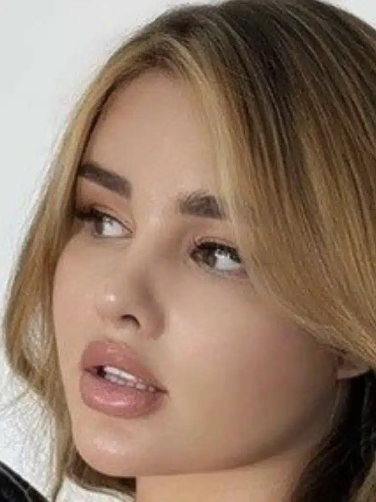 Anastasia Kvitko Biography: Wiki, Age, Career, Height, Weight, Boyfriend, Net Worth & More