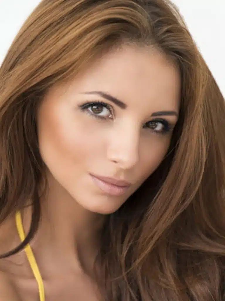 Antonia Petrova Biography: Wiki, Age, Career, Height, Weight, Husband, Net Worth & More