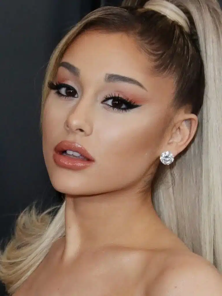 Ariana Grand Biography: Wiki, Age, Career, Height, Weight, Boyfriend, Net Worth & More