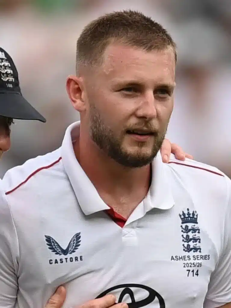 Armandt Erasmus Biography: Wiki, Age, Career, Height, Weight, Boyfriend, Net Worth & More