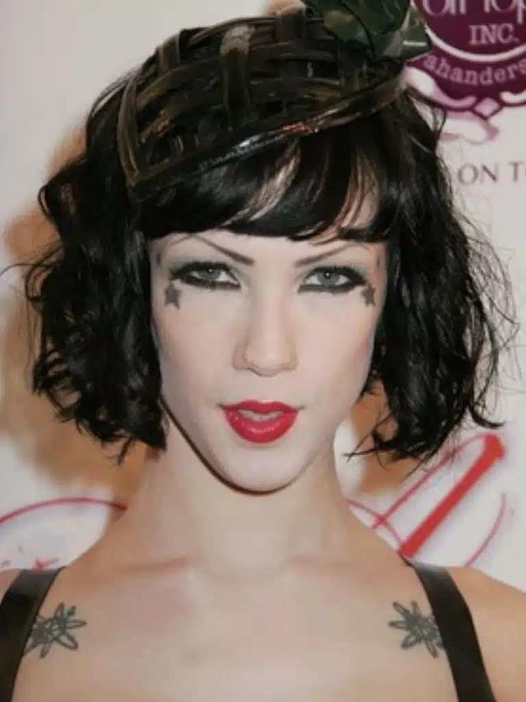 Asphyxia Noir Biography: Wiki, Age, Career, Height, Weight, Boyfriend, Net Worth & More
