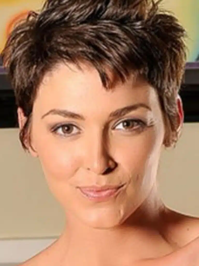 Charlie James Biography: Wiki, Age, Career, Height, Weight, Boyfriend, Net Worth & More