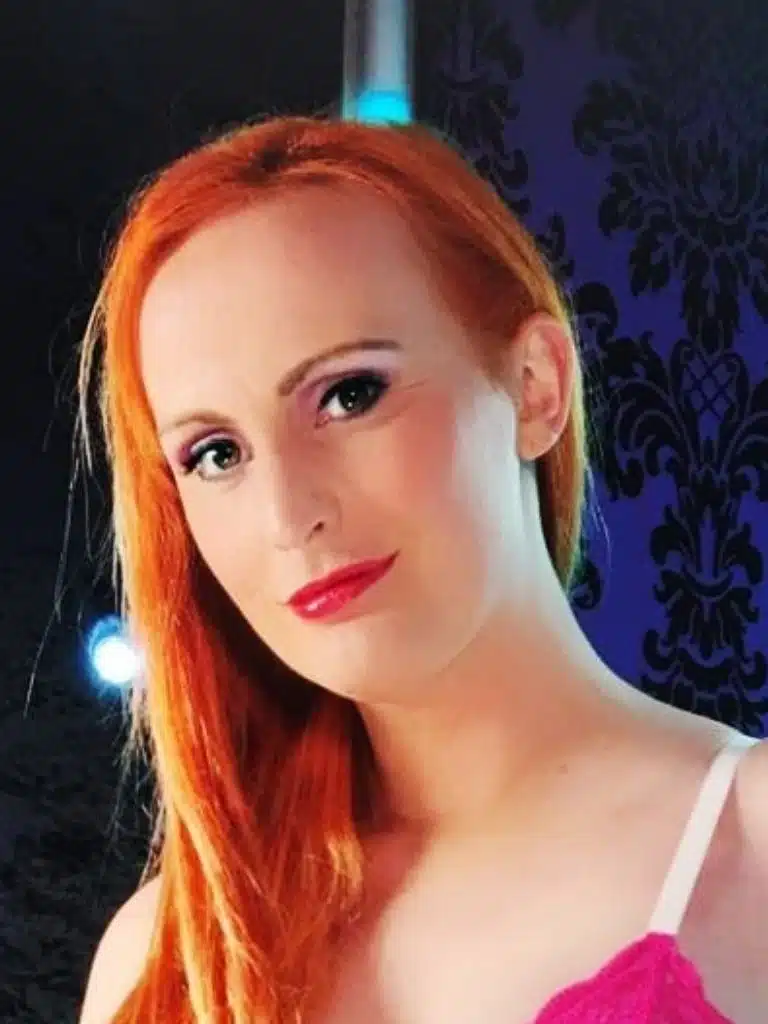 Chloe Davis Biography: Wiki, Age, Career, Height, Weight, Boyfriend, Net Worth & More