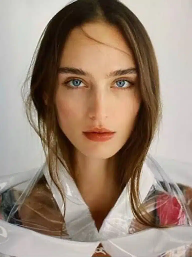 Claire Biography: Wiki, Age, Career, Height, Weight, Boyfriend, Net Worth & More