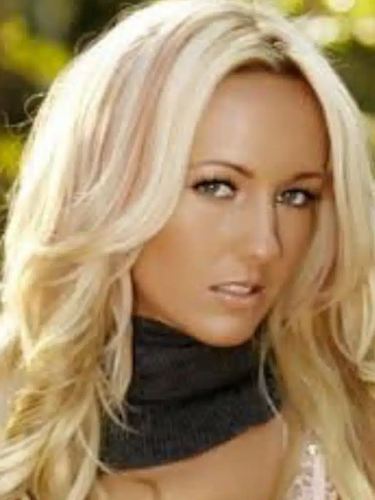 Cody Love Biography: Wiki, Age, Career, Height, Weight, Boyfriend, Net Worth & More