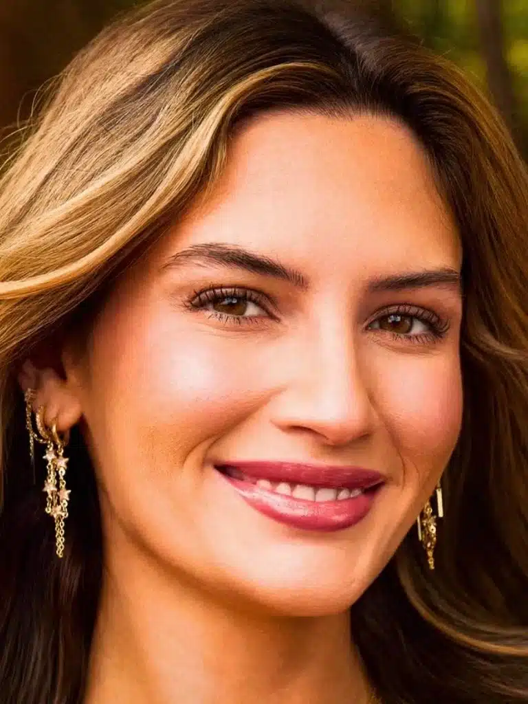 Contestant Kat Izzo Biography: Wiki, Age, Career, Height, Weight, Boyfriend, Net Worth & More