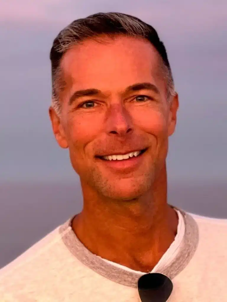 Dan Kloeffler Biography: Wiki, Age, Career, Height, Weight, Boyfriend, Net Worth & More