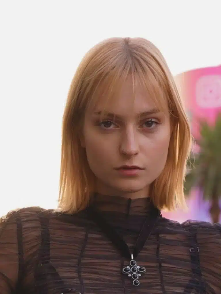 Reina Rae Biography, Wiki, Age, Height, Career, and Net Worth ...