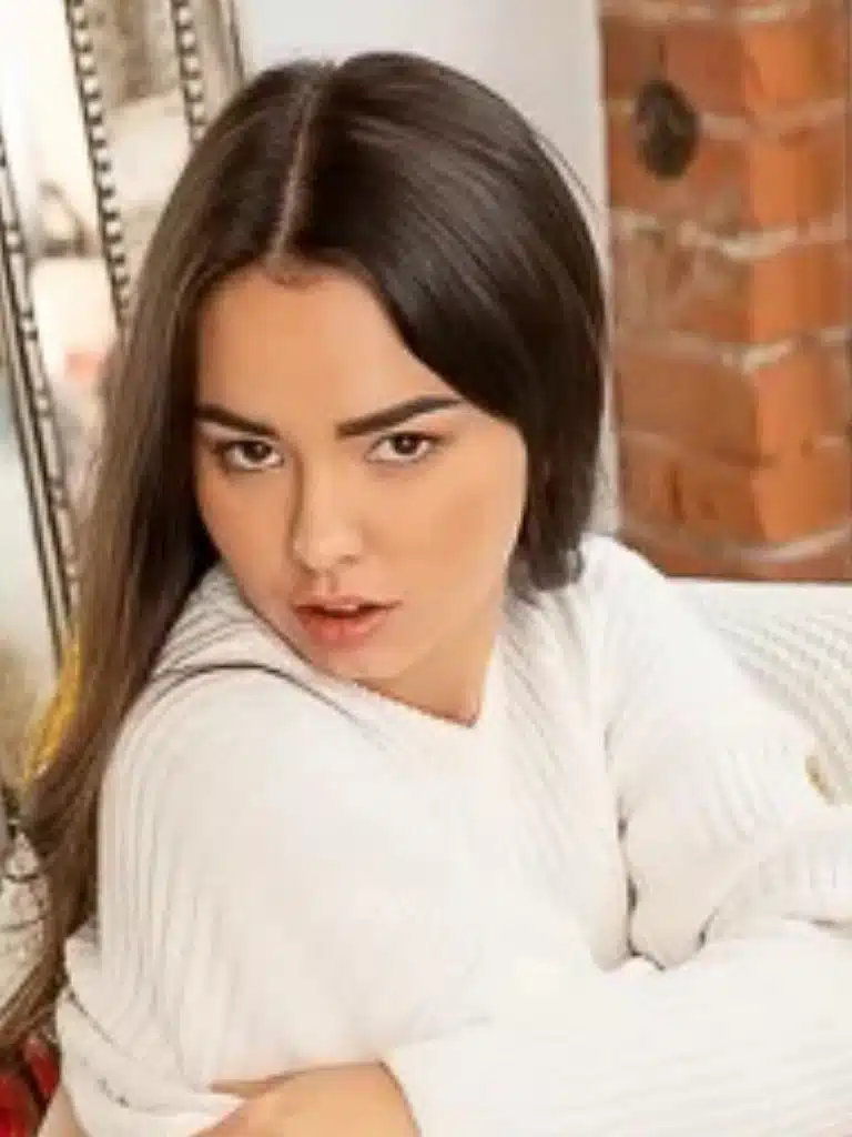 Dominique Gabrielle Biography: Wiki, Age, Career, Height, Weight, Boyfriend, Net Worth & More