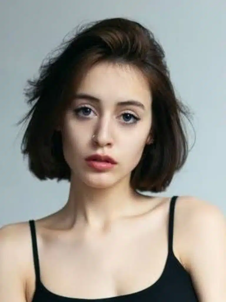 Elfa Floria Biography: Wiki, Age, Career, Height, Weight, Boyfriend, Net Worth & More
