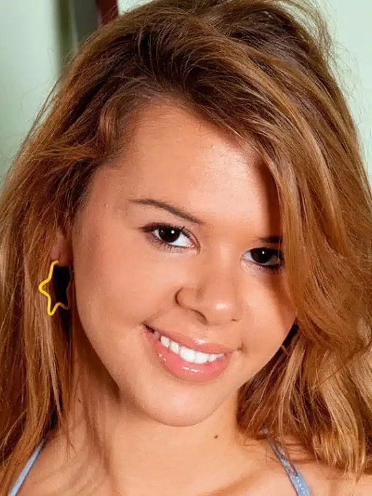 Elizabeth Bentley Biography: Wiki, Age, Career, Height, Weight, Boyfriend, Net Worth & More