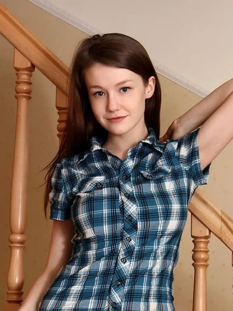 Emily Bloom Biography: Wiki, Age, Career, Height, Weight, Boyfriend, Net Worth & More