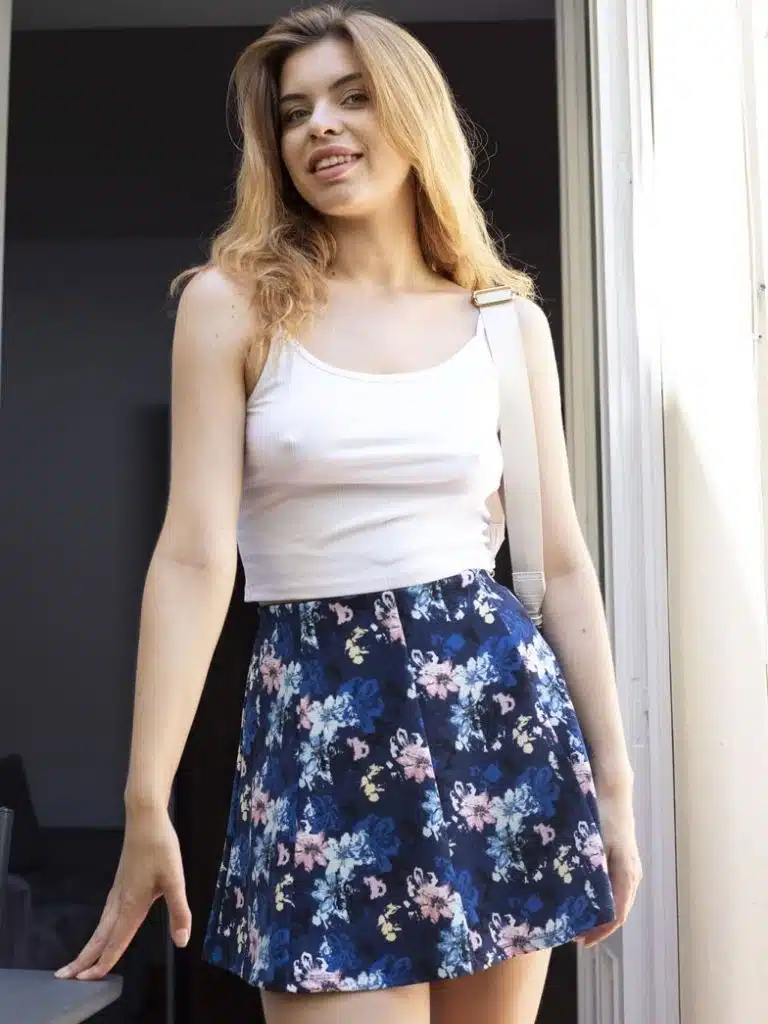 Emily Mayers Biography: Wiki, Age, Career, Height, Weight, Boyfriend, Net Worth & More