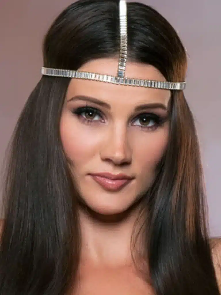Erika Knight Biography: Wiki, Age, Career, Height, Weight, Boyfriend, Net Worth & More