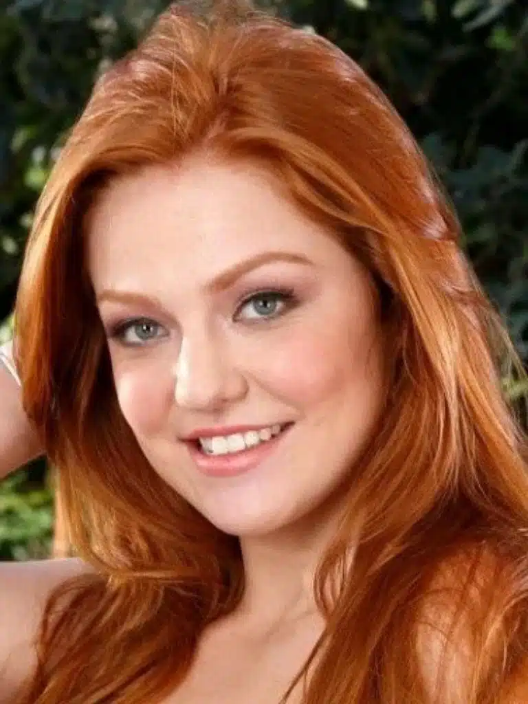 Farrah Flower Biography: Wiki, Age, Career, Height, Weight, Boyfriend, Net Worth & More