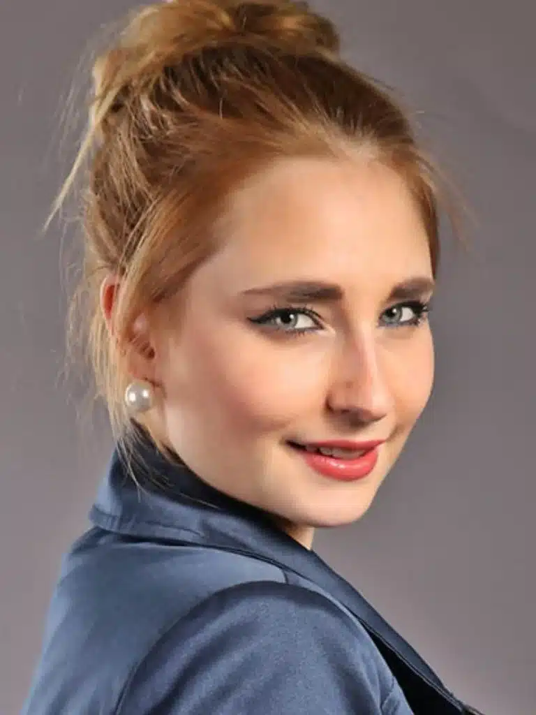 Gina Maria Biography: Wiki, Age, Career, Height, Weight, Boyfriend, Net Worth & More