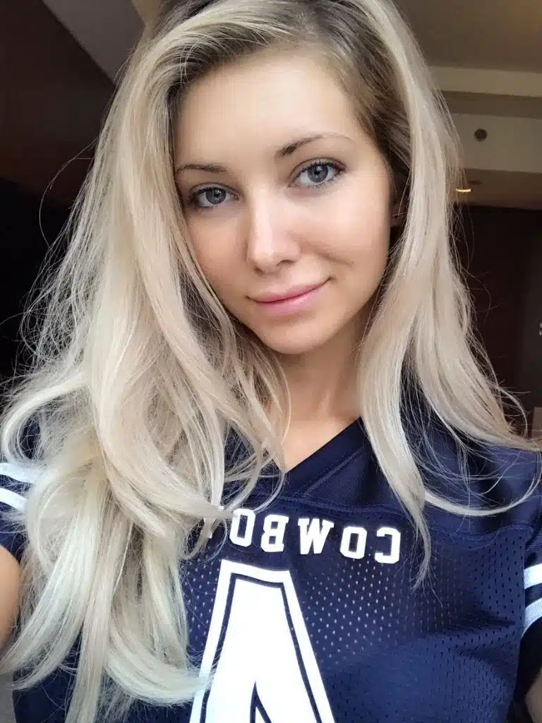 Harli Lotts Biography: Wiki, Age, Career, Height, Weight, Boyfriend, Net Worth & More