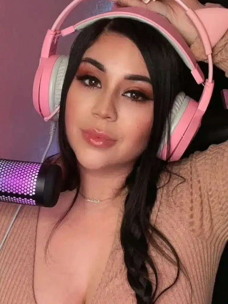 Influencer Cyniiees Asmr Biography: Wiki, Age, Career, Height, Weight, Boyfriend, Net Worth & More