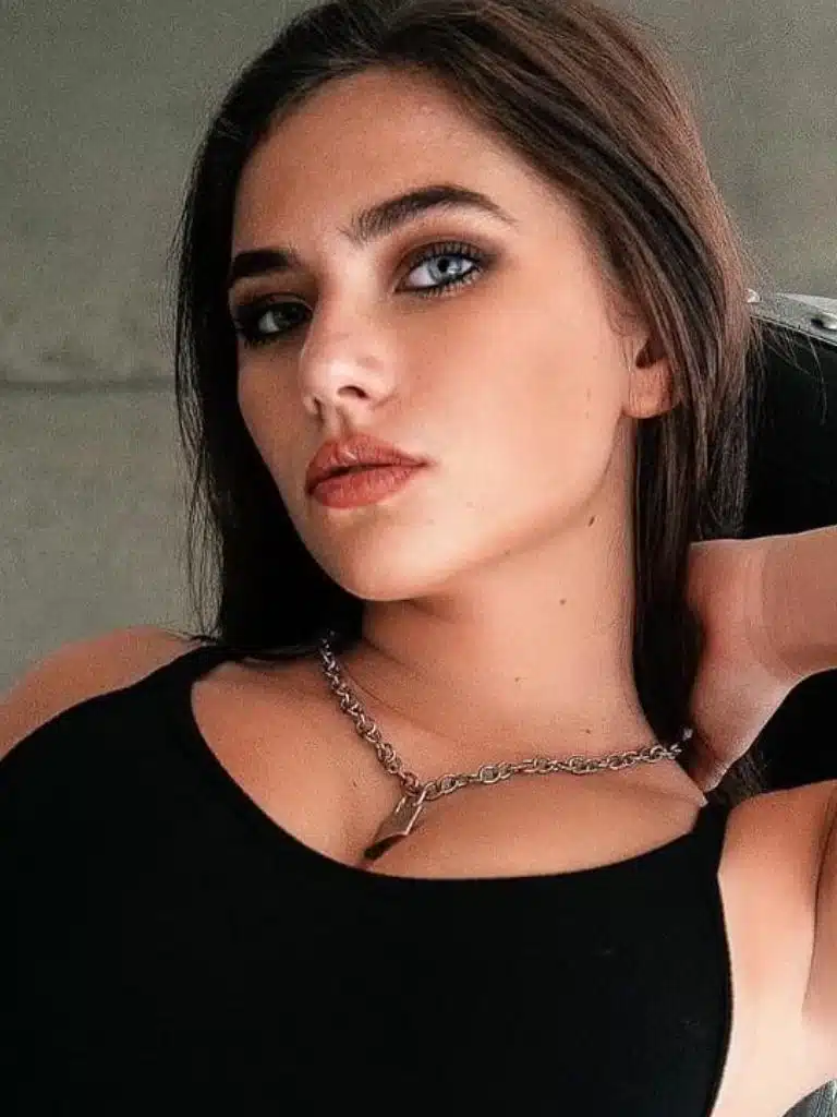 Olivia Boeyink Biography: Wiki, Age, Career, Height, Weight, Boyfriend, Net Worth & More