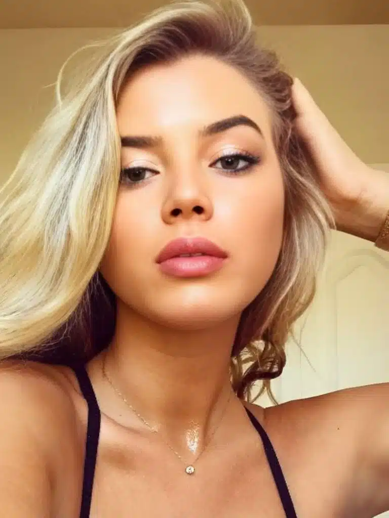 Influencer Savannah Belle Biography: Wiki, Age, Career, Height, Weight, Boyfriend, Net Worth & More