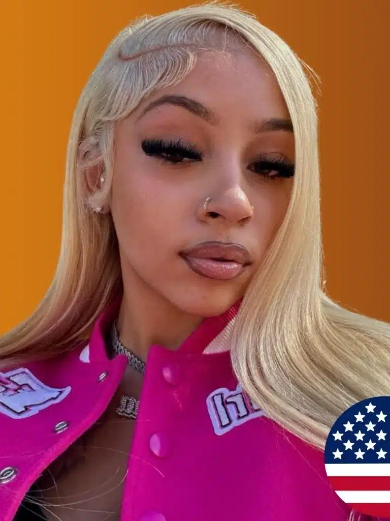 Selena Davis Biography: Wiki, Age, Career, Height, Weight, Boyfriend, Net Worth & More