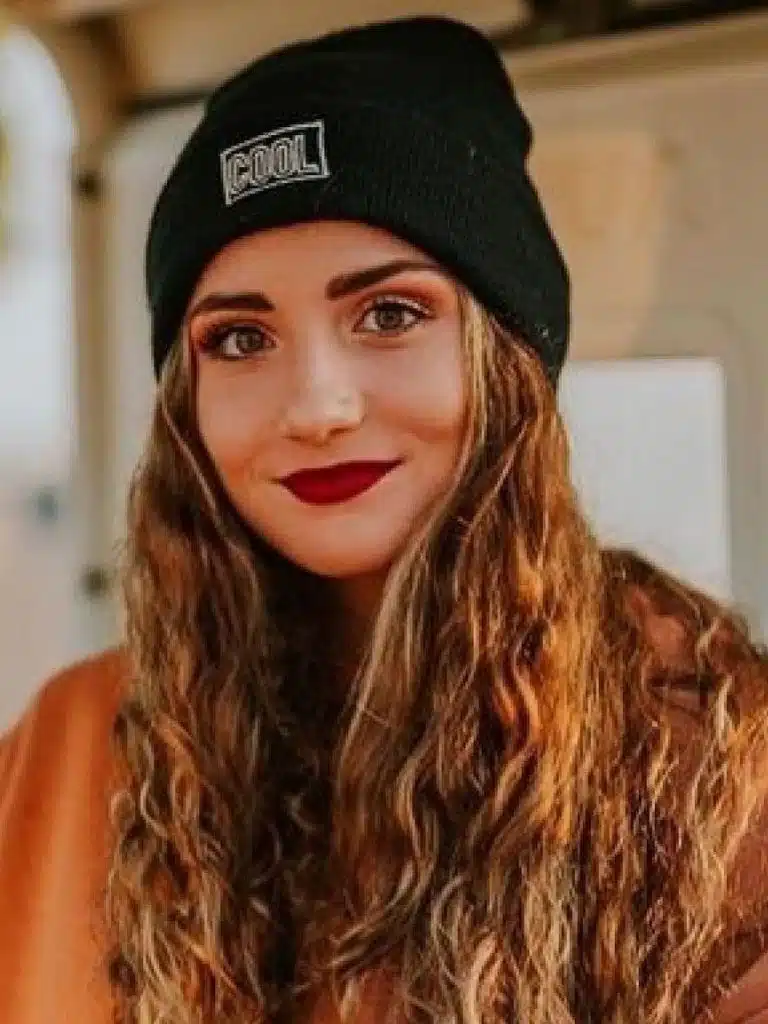 Sofia Moreno Biography: Wiki, Age, Career, Height, Weight, Boyfriend, Net Worth & More