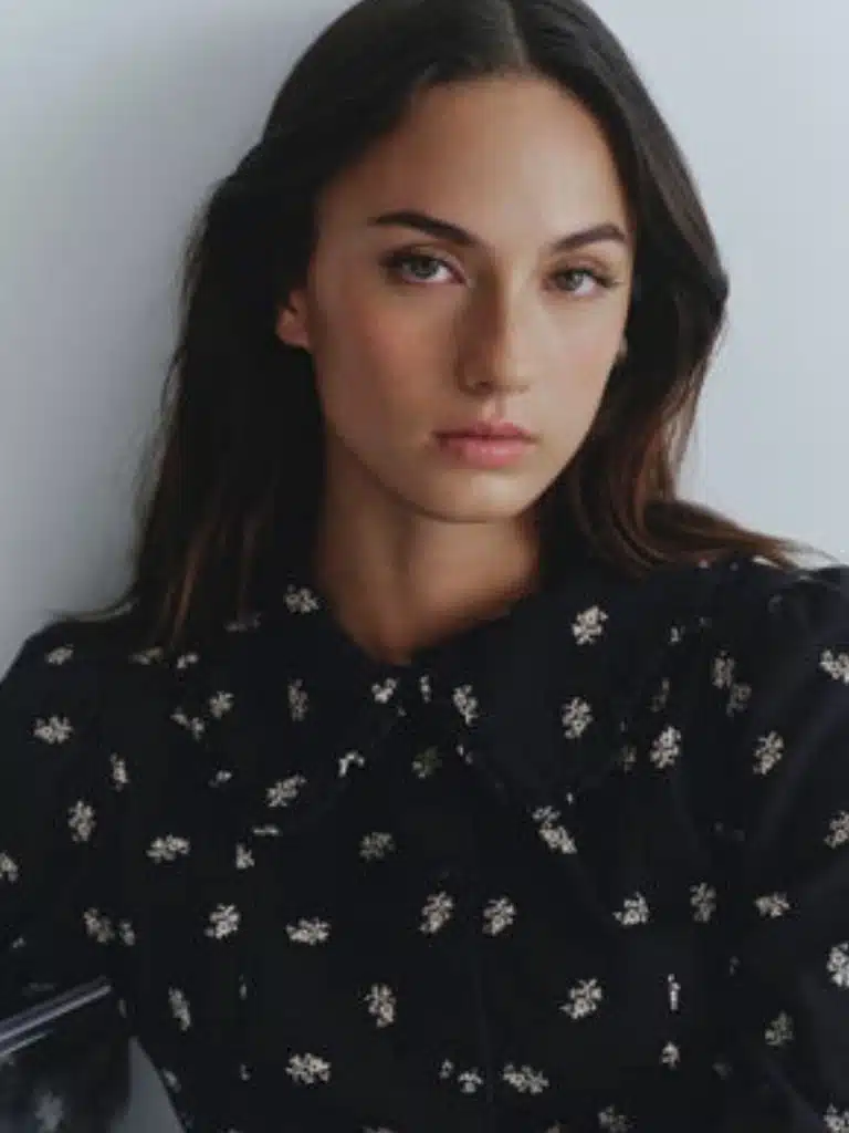 Influencer Sydney Marshall Biography: Wiki, Age, Career, Height, Weight, Boyfriend, Net Worth & More