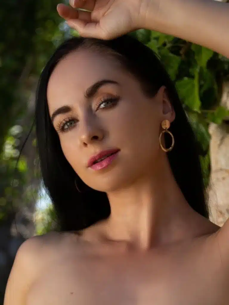 Jaqueline Photodromm Biography: Wiki, Age, Career, Height, Weight, Boyfriend, Net Worth & More