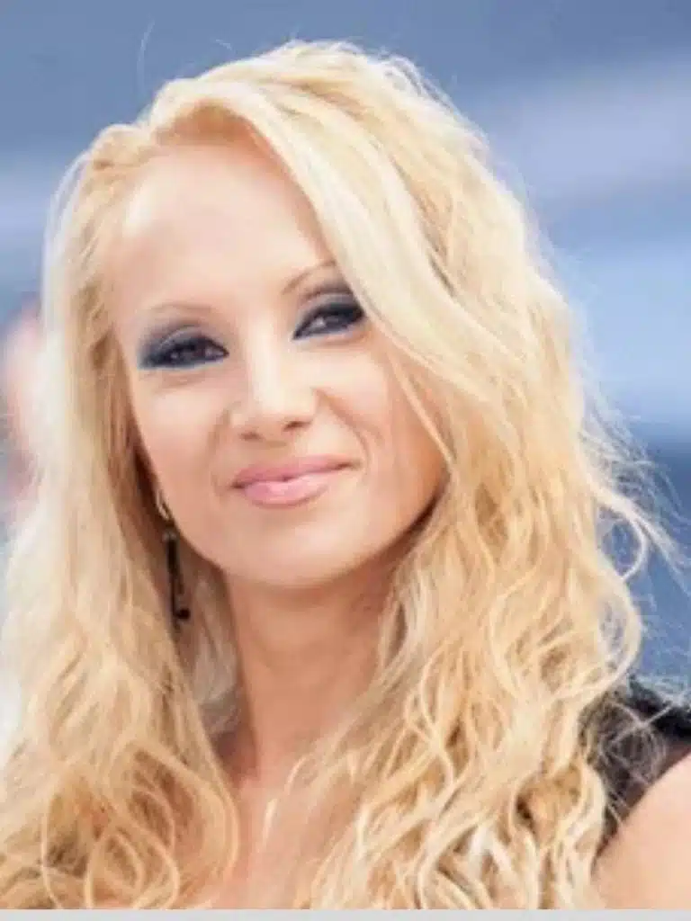 Julia Alexandratou Biography: Wiki, Age, Career, Height, Weight, Boyfriend, Net Worth & More