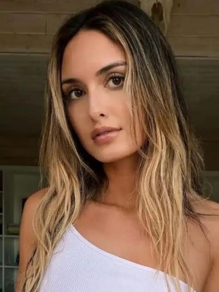 Julia Rose Biography: Wiki, Age, Career, Height, Weight, Boyfriend, Net Worth & More