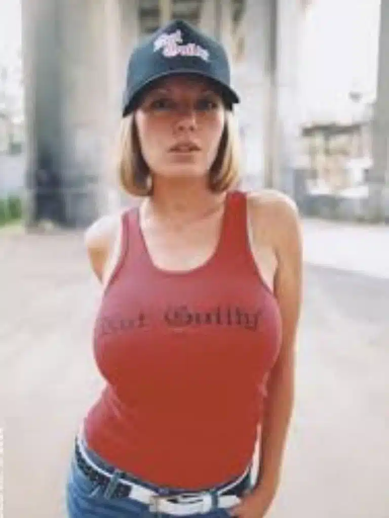 Julie K Smith Biography: Wiki, Age, Career, Height, Weight, Boyfriend, Net Worth & More