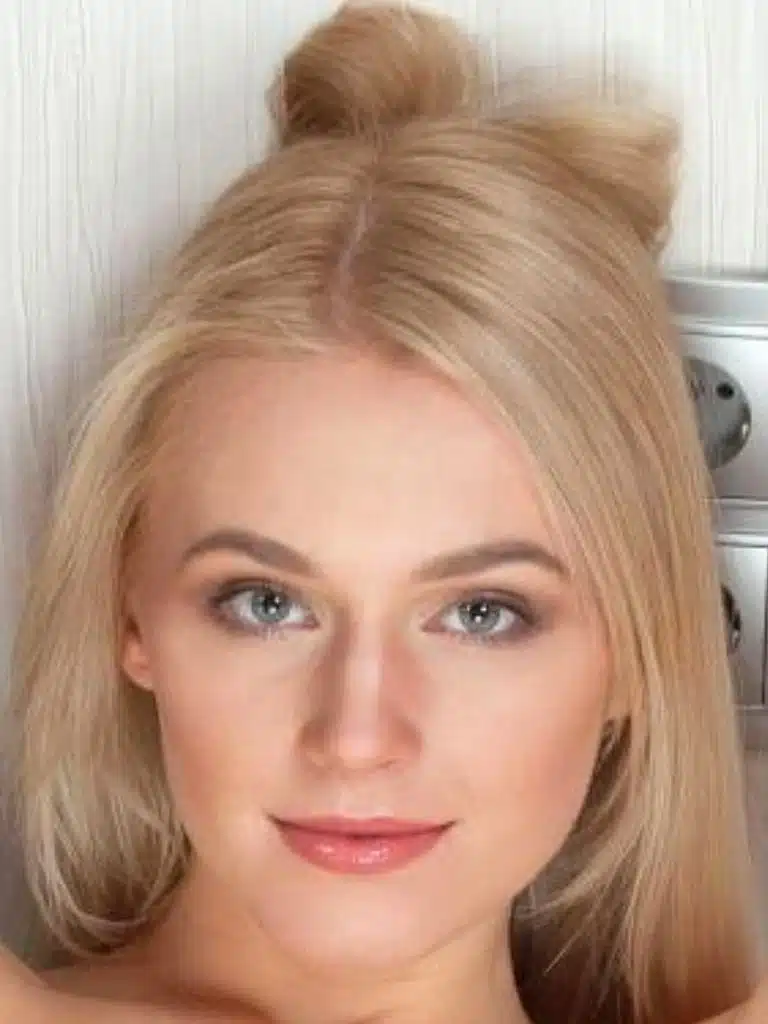 Kimberly B Biography: Wiki, Age, Career, Height, Weight, Boyfriend, Net Worth & More