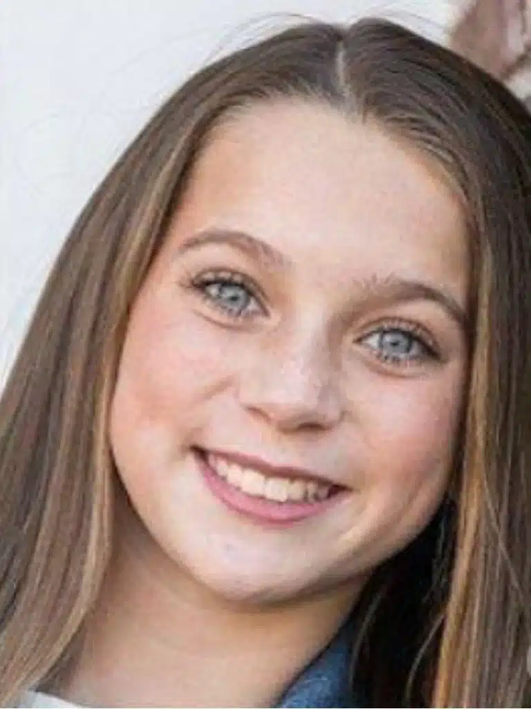Kinsley White Biography: Wiki, Age, Career, Height, Weight, Boyfriend, Net Worth & More